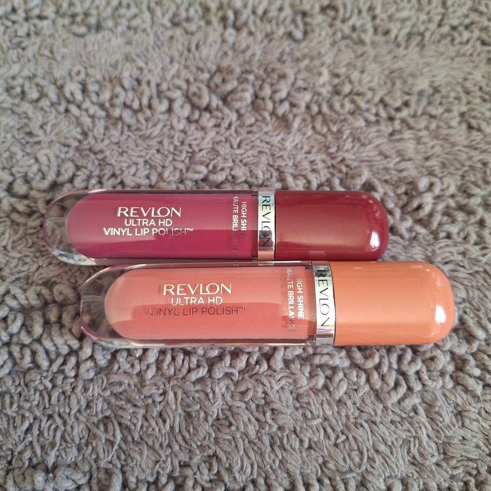 2 Pk Revlon Ultra HD Vinyl Lip Polish  Lipstick 935 Berry Blissed & 950 Act Nat.